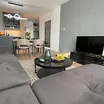 Apartman Exclusive & Garden Bliss & Near Center & Free Parking *