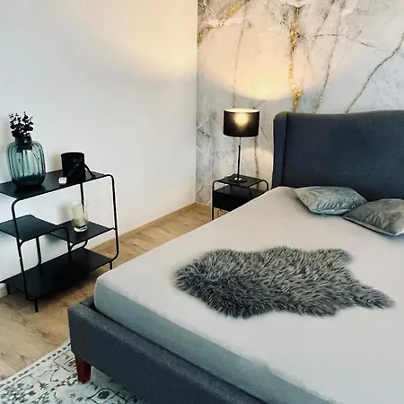 Апартаменты Exclusive & Garden Bliss & Near Center & Free Parking Трнава