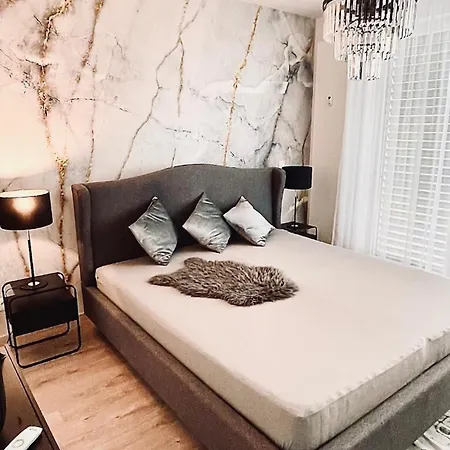 Апартаменты Exclusive & Garden Bliss & Near Center & Free Parking