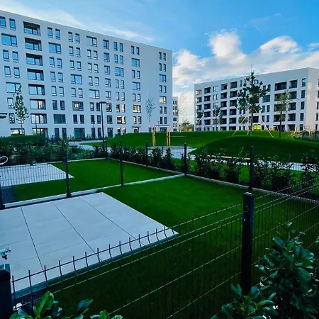 Exclusive & Garden Bliss & Near Center & Free Parking Апартаменты *
