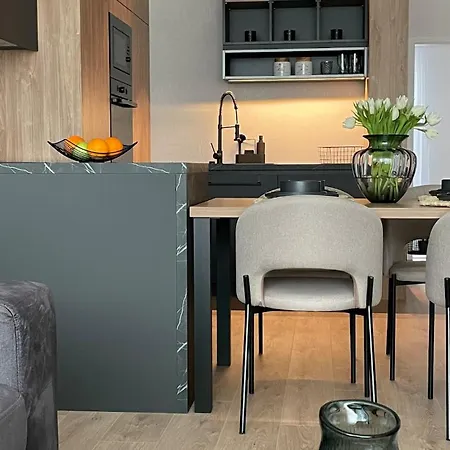 Апартаменты Exclusive & Garden Bliss & Near Center & Free Parking *