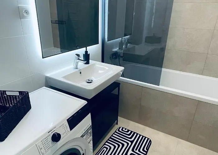 Exclusive & Garden Bliss & Near Center & Free Parking Lejlighed