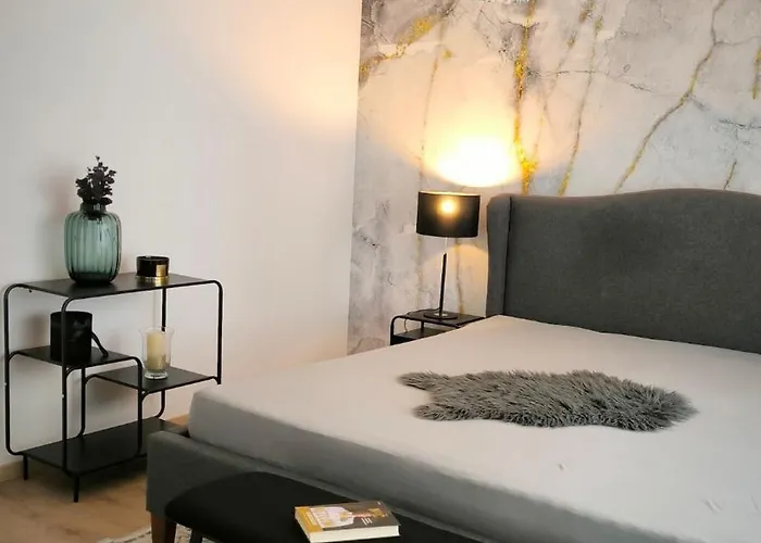 Lejlighed Exclusive & Garden Bliss & Near Center & Free Parking *