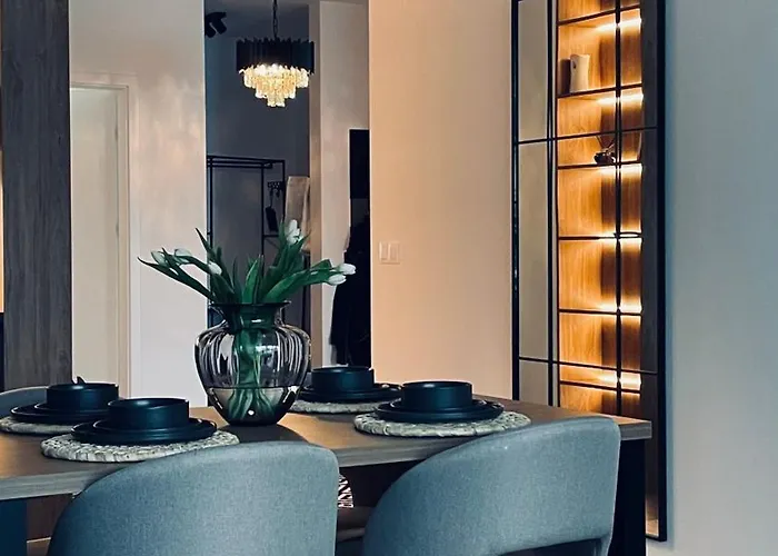 Exclusive & Garden Bliss & Near Center & Free Parking Lejlighed *